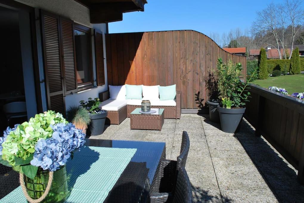 Wohnung Direkt Am Tegernsee Mit Xl-Terrasse غموند آم تيغرنسي المظهر الخارجي الصورة