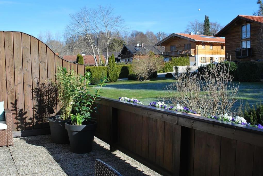Wohnung Direkt Am Tegernsee Mit Xl-Terrasse غموند آم تيغرنسي المظهر الخارجي الصورة